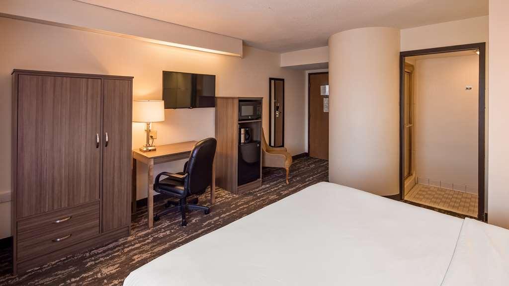 Charlevoix Inn & Suites Surestay Collection By Best Western Habitación foto